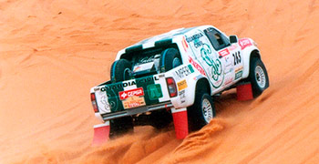 Fotos equipo GUARDIA CIVIL Rally Raid. Temporada 2002.